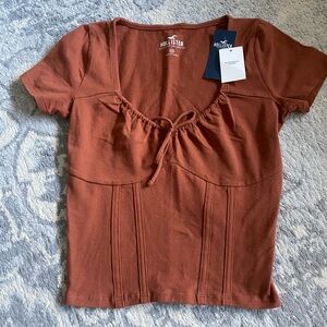 Hollister Women's Short Sleeve Corset Top in Warm Brown